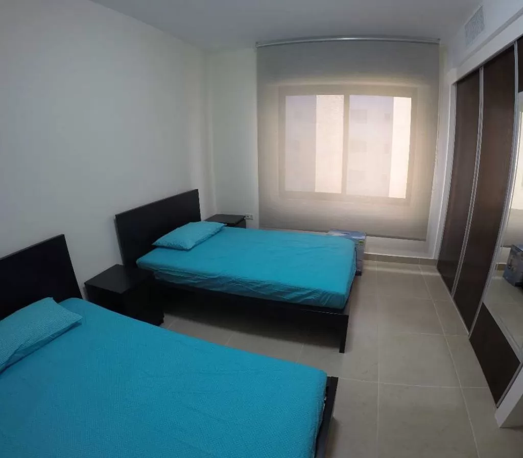 سكني عقار جاهز 2 + غرفة خادمة مفروش شقة  للإيجار في عمان #28071 - 1  صورة 