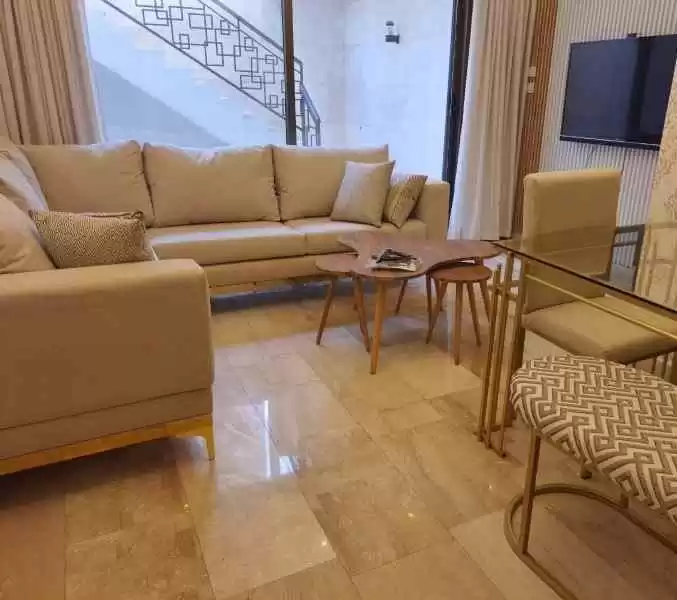 Wohn Klaar eigendom 3 Schlafzimmer U/F Wohnung  zu vermieten in Amman #28127 - 1  image 