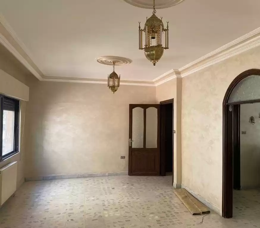 Wohn Klaar eigendom 3 Schlafzimmer U/F Wohnung  zu vermieten in Amman #28143 - 1  image 