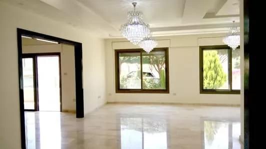 Жилой Готовая недвижимость 2+комнаты для горничных Н/Ф Дуплекс  продается в Дамаск #28263 - 1  image 