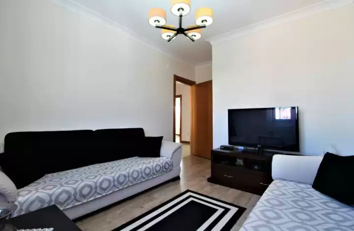 yerleşim Hazır Mülk 4 Yatak Odası U/F Apartman  satılık içinde İstanbul #28534 - 1  image 