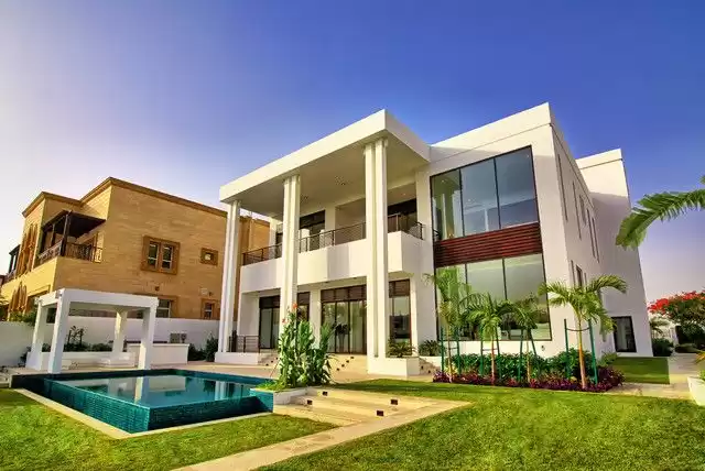 Residential Ready Property 4+maid Bedrooms U/F Villa in Compound  for sale in Dubai #35467 - 1  image 