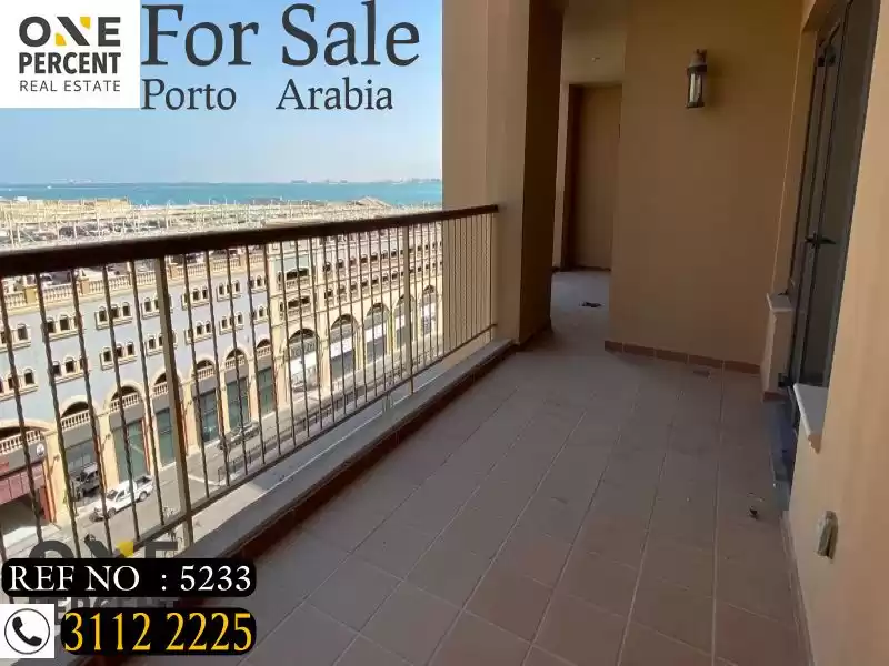 Mixed Use Ready Property 2 Bedrooms S/F Apartment  for sale in Doha #38435 - 1  image 