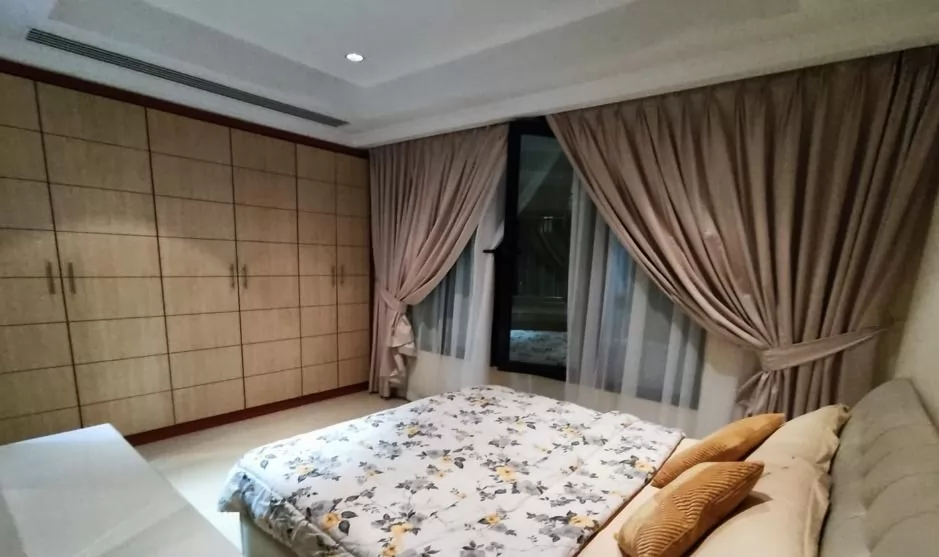 Residential Ready Property 1 Bedroom F/F Apartment  for rent in Lusail , Doha-Qatar #38780 - 1  image 