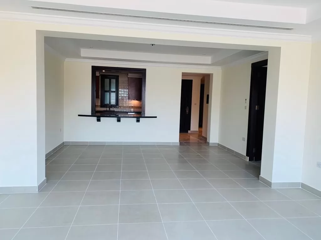 Residential Ready Property 1 Bedroom S/F Townhouse  for rent in Al Sadd , Doha #38807 - 1  image 