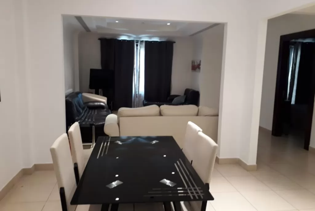 Residential Ready Property 1 Bedroom F/F Apartment  for rent in The-Pearl-Qatar , Doha-Qatar #38812 - 1  image 