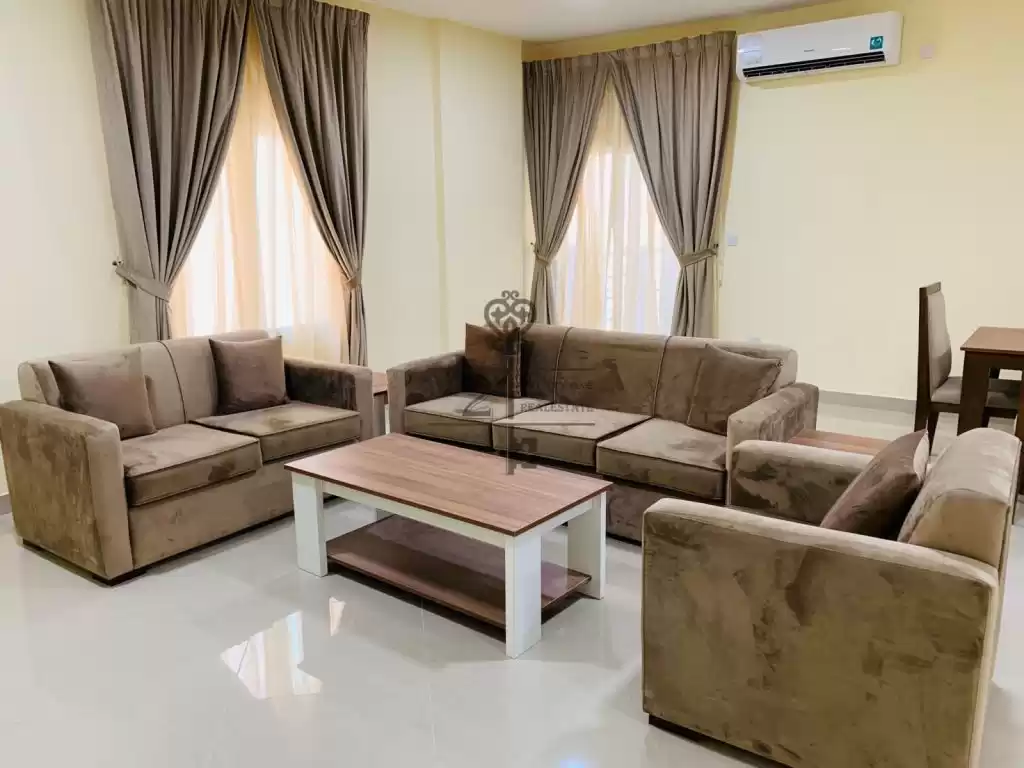 Wohn Klaar eigendom 2 Schlafzimmer F/F Wohnung  zu vermieten in Al Sadd , Doha #38831 - 1  image 
