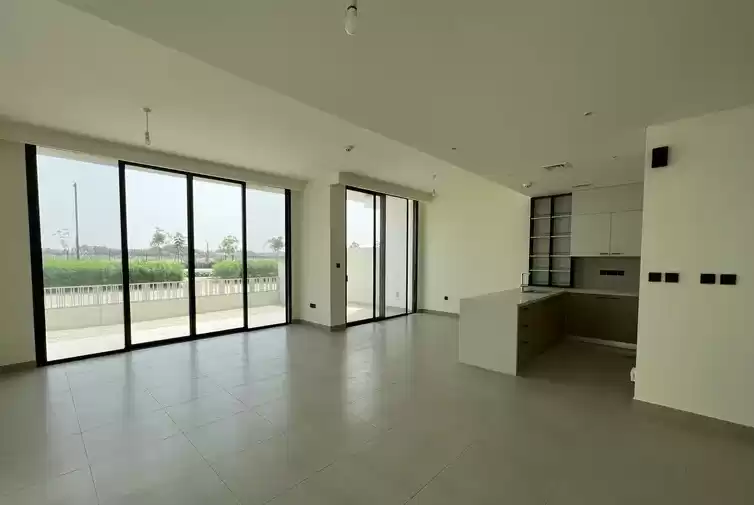 Résidentiel Propriété prête 3 chambres U / f Villa autonome  a louer au Dubai #38894 - 1  image 