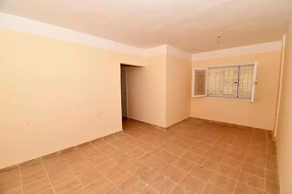 Wohn Klaar eigendom 2 Schlafzimmer S/F Wohnung  zu verkaufen in Die Stadt Nasr , Kairo-Gouvernement #39137 - 1  image 