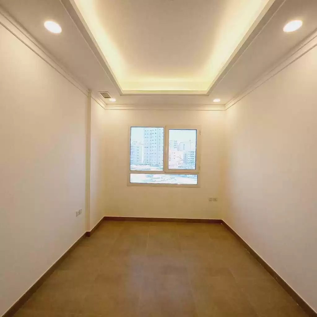 Жилой Готовая недвижимость 2 спальни Н/Ф Квартира  в аренду в Кувейт #39167 - 1  image 