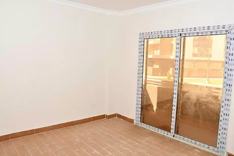 Wohn Klaar eigendom 2 Schlafzimmer S/F Wohnung  zu verkaufen in Die Stadt Nasr , Kairo-Gouvernement #39197 - 1  image 