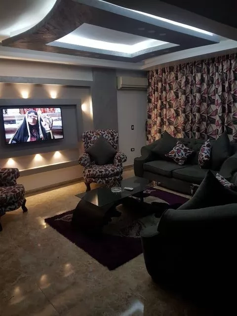 Residential Ready Property 2 Bedrooms S/F Apartment  for rent in Cairo , Cairo-Governorate #39401 - 1  image 