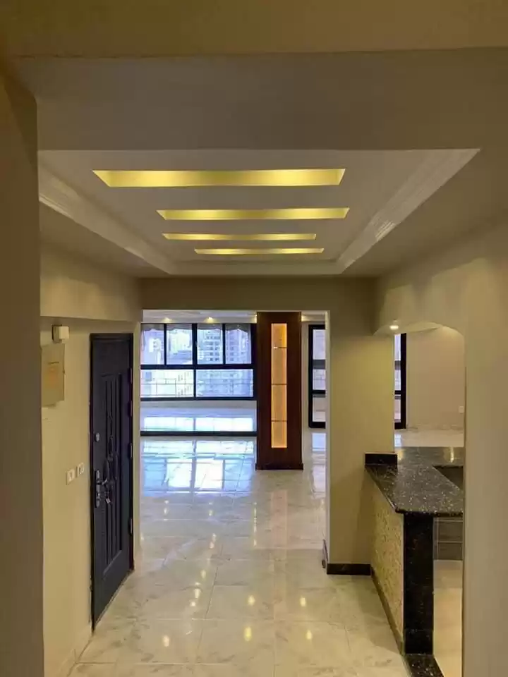 Résidentiel Propriété prête 2 chambres F / F Appartement  à vendre au Le-Caire , Gouvernorat-du-Caire #39779 - 1  image 
