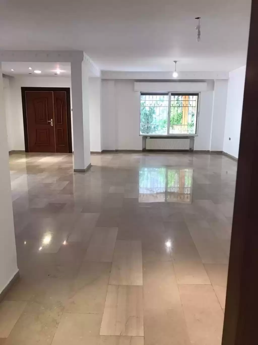 Résidentiel Propriété prête 4 chambres U / f Villa à Compound  à vendre au Al-Manamah #39927 - 1  image 