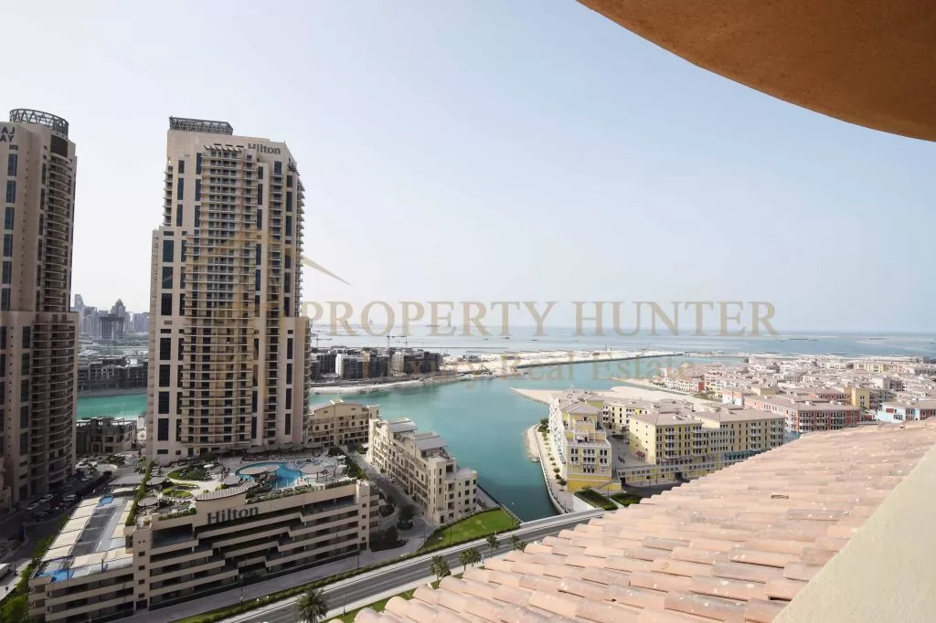Résidentiel Propriété prête 3 + femme de chambre S / F Appartement  à vendre au Al-Sadd , Doha #39979 - 1  image 