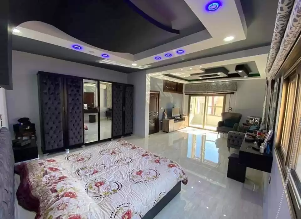 yerleşim Hazır Mülk 2 yatak odası F/F Apartman  satılık içinde Al-Manamah #40068 - 1  image 