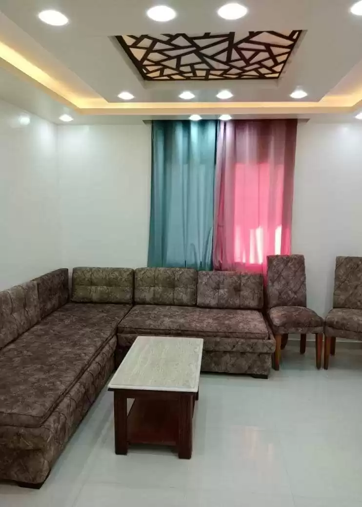 Residential Ready Property 3 Bedrooms F/F Apartment  for sale in Al-Manamah #40082 - 1  image 