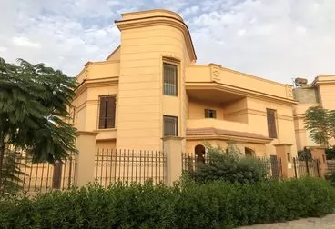 Résidentiel Propriété prête 5 chambres U / f Villa autonome  à vendre au Le-Caire , Gouvernorat-du-Caire #40709 - 1  image 