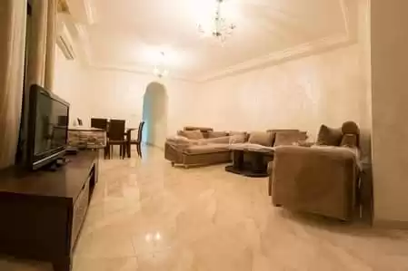 Résidentiel Propriété prête 2 chambres S / F Appartement  à vendre au Le-Caire , Gouvernorat-du-Caire #40771 - 1  image 