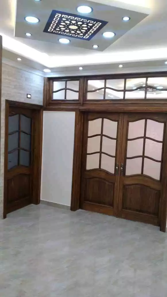 Жилой Готовая недвижимость 3 спальни Н/Ф Квартира  продается в Каир-губернаторство #40932 - 1  image 