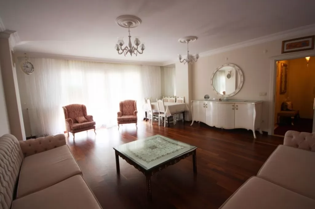 Résidentiel Propriété prête 2 chambres S / F Appartement  à vendre au Al-Minya #41310 - 1  image 