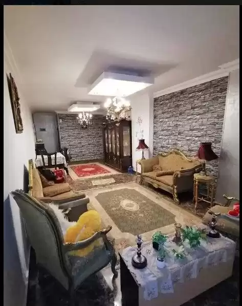 Residential Ready Property 2 Bedrooms S/F Apartment  for sale in Cairo , Cairo-Governorate #41531 - 1  image 