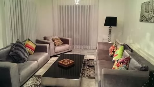 Residential Ready Property 2 Bedrooms F/F Apartment  for rent in Cairo , Cairo-Governorate #41556 - 1  image 