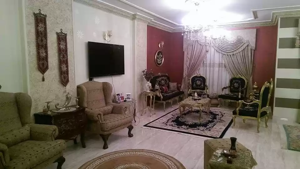 Wohn Klaar eigendom 2 Schlafzimmer F/F Wohnung  zu verkaufen in Kairo , Kairo-Gouvernement #41803 - 1  image 
