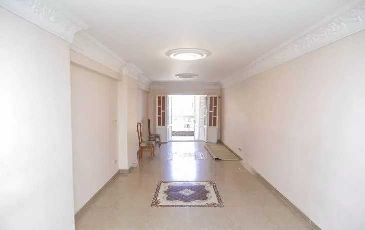 Residential Ready Property 2 Bedrooms U/F Apartment  for rent in Alexandria-Governorate #42204 - 1  image 