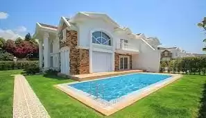 Reklam Hazır Mülk S/F Müstakil Villa  kiralık içinde Antalya #42594 - 1  image 