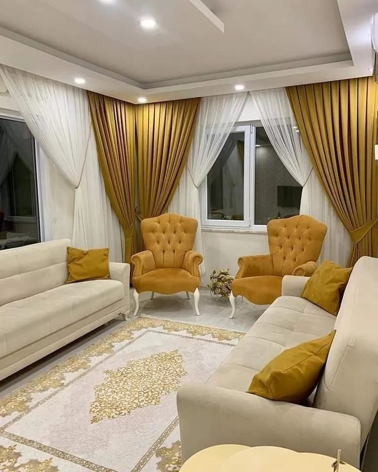 Residencial Listo Propiedad 1 + habitación de servicio S / F Ático  alquiler en Esmir #43756 - 1  image 