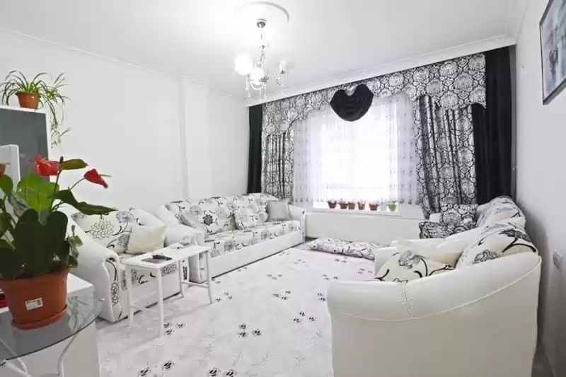 Wohn Klaar eigendom 2 Schlafzimmer U/F Wohnung  zu verkaufen in Istanbul #43932 - 1  image 
