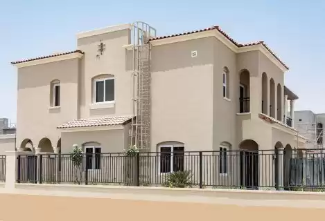 yerleşim Hazır Mülk 2+hizmetçi Yatak Odası F/F Müstakil Villa  satılık içinde Dubai #45966 - 1  image 