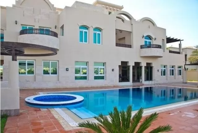 yerleşim Hazır Mülk 1+hizmetçi Yatak Odası S/F Apartman  satılık içinde Dubai #46088 - 1  image 