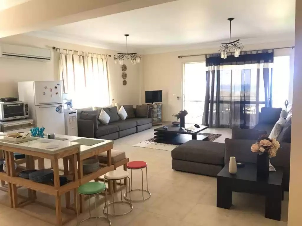 Жилой Готовая недвижимость 2 спальни Ж/Ж Шале  продается в Дубай #46242 - 1  image 