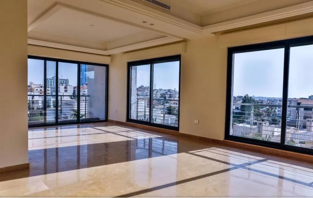 Residential Ready Property 3 Bedrooms S/F Penthouse  for rent in Baghdad Governorate #46298 - 1  image 