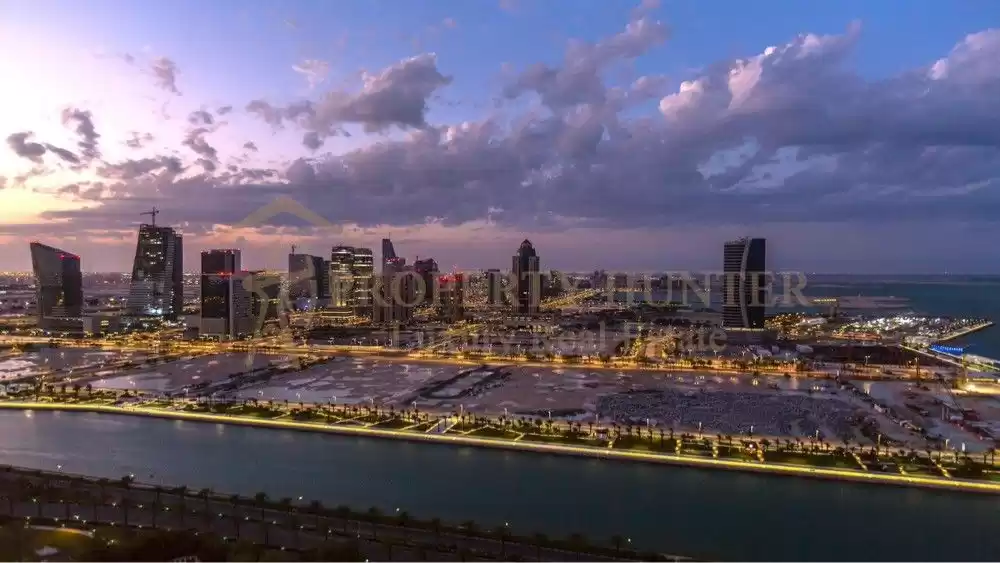 yerleşim Plan Dışı 2 yatak odası F/F Apartman  satılık içinde Al Sadd , Doha #46434 - 1  image 