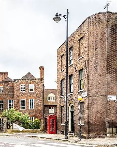 Résidentiel Propriété prête 7+ chambres U / f Imeuble  a louer au Londres , Grand-Londres , Angleterre #46675 - 1  image 