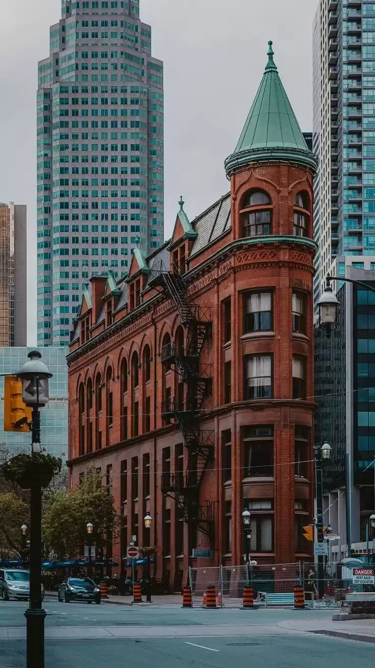 Résidentiel Propriété prête 7+ chambres S / F La tour  a louer au Londres , Grand-Londres , Angleterre #46827 - 1  image 