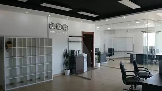 Commercial Ready Property F/F Office  for rent in Dubai #47257 - 1  image 