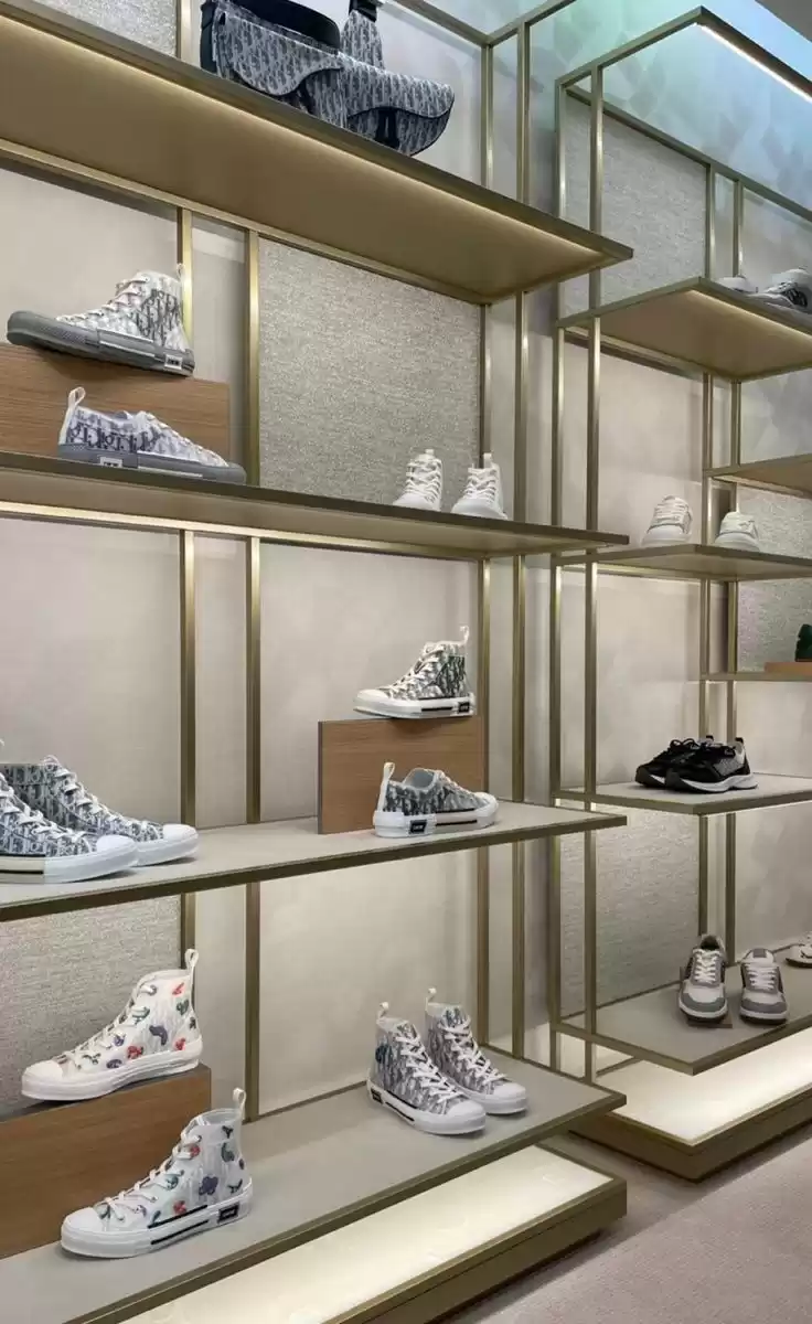 Reklam Hazır Mülk S/F Mağaza  kiralık içinde Londra , Büyük-Londra , İngiltere #47480 - 1  image 