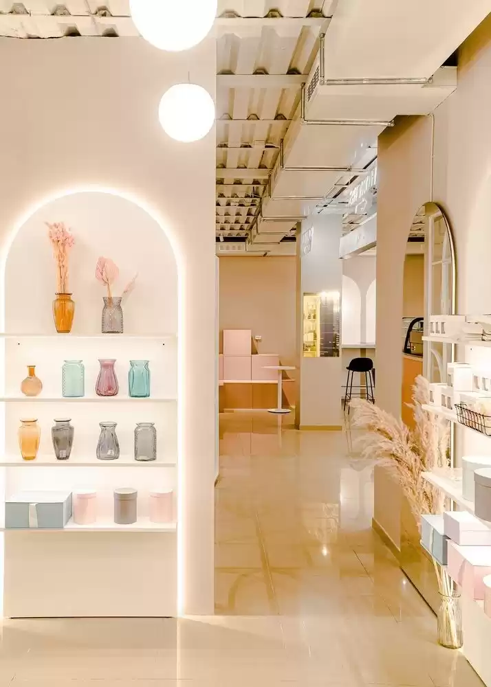 Commercial Ready Property U/F Shop  for rent in London , Greater-London , England #47491 - 1  image 