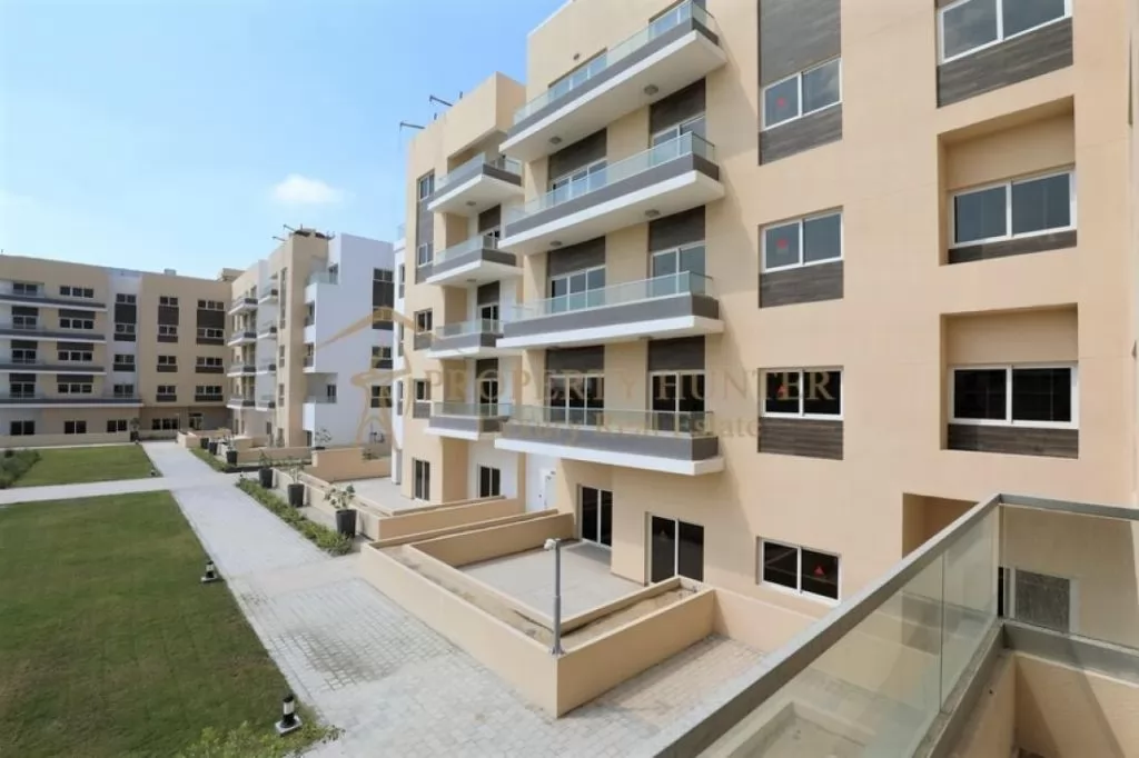 Residential Ready 1 Bedroom S/F Apartment  for sale in Lusail , Doha-Qatar #47680 - 1  image 