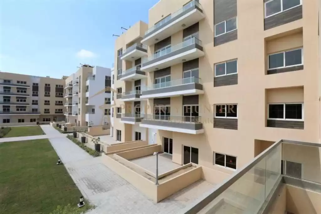 Residencial Listo Propiedad 1 dormitorio S / F Apartamento  venta en al-sad , Doha #47680 - 1  image 