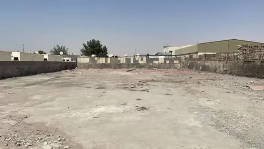 أرض عقار جاهز ارض تجارية  للإيجار في دبي #47699 - 1  صورة 