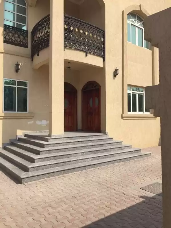 Wohn Klaar eigendom 7+ Schlafzimmer F/F Gebouw  zu vermieten in Dubai #47938 - 1  image 