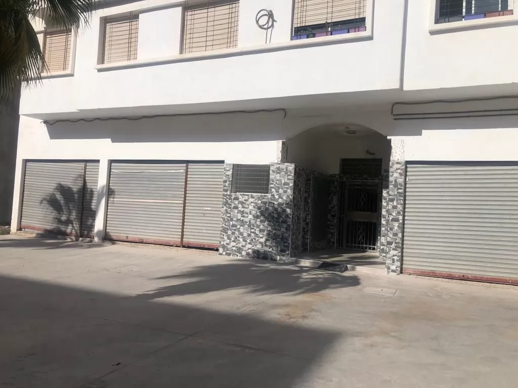 Commercial Ready Property U/F Halls-Showrooms  for rent in Dubai #48184 - 1  image 