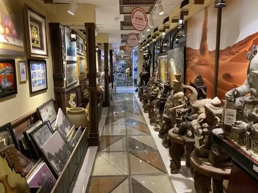 تجاری املاک آماده U/F سالن ها-نمایشگاه ها  برای اجاره که در دبی #48198 - 1  image 