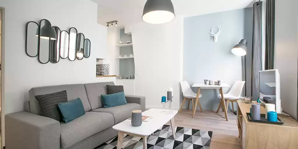 住宅 就绪物业 3+女仆卧室 楼/楼 独立别墅  出租 在 巴格达省 #48329 - 1  image 