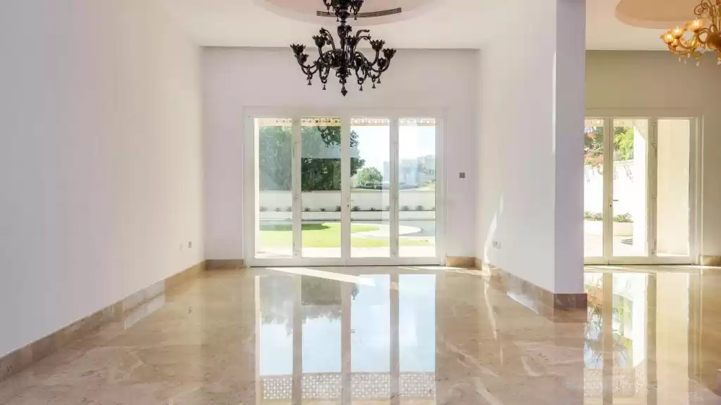Wohn Klaar eigendom 2 Schlafzimmer U/F Alleinstehende Villa  zu verkaufen in Dubai #48519 - 1  image 